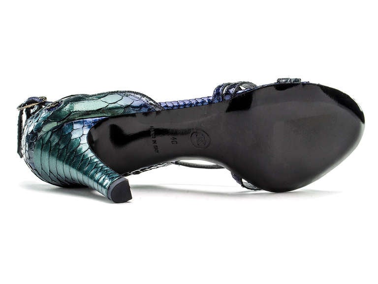 Chanel Emerald Green Python Sandals In New Condition For Sale In San Diego, CA