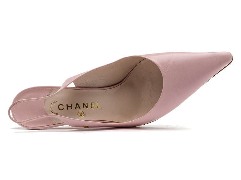 Chanel Pastel Pink Leather Slingback Heels In Good Condition In San Diego, CA
