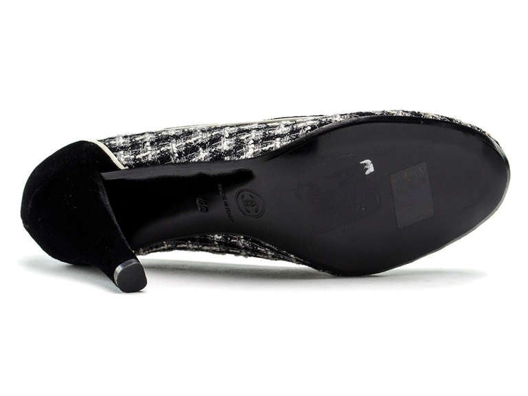Chanel Black & White Tweed Pumps For Sale 2