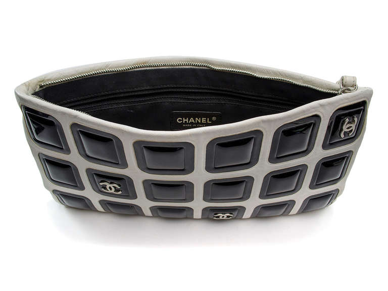 Chanel Black & White Raised Patent Square & Logo Leather Zip Closure Clutch Bag In Good Condition In San Diego, CA