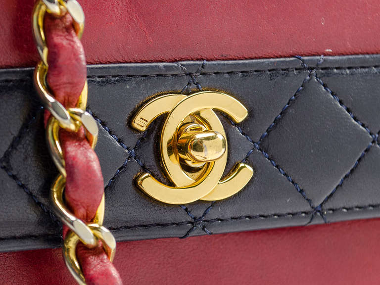 Women's Chanel Vintage Colorblocked Red Shoulder Bag