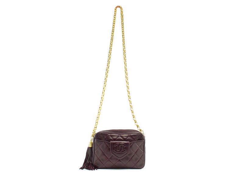 Chanel Vintage Burgundy Small Camera Bag In Excellent Condition In San Diego, CA