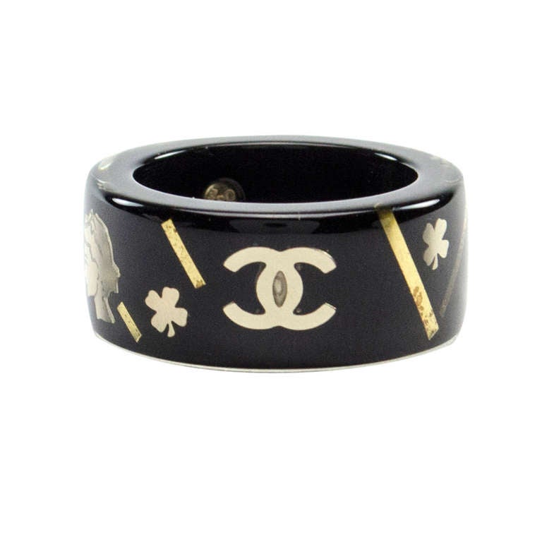 Chanel ring size 51 CC LOGO BLACK RESIN & GLITTER GLITTER RESIN