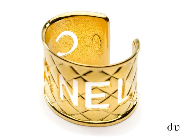 Chanel Vintage Laser Cuff In Excellent Condition For Sale In San Diego, CA