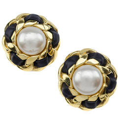 Chanel Vintage Gold Earrings