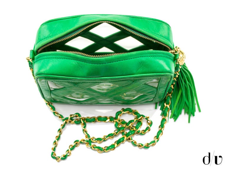 Chanel Green Calfskin Bag For Sale 2