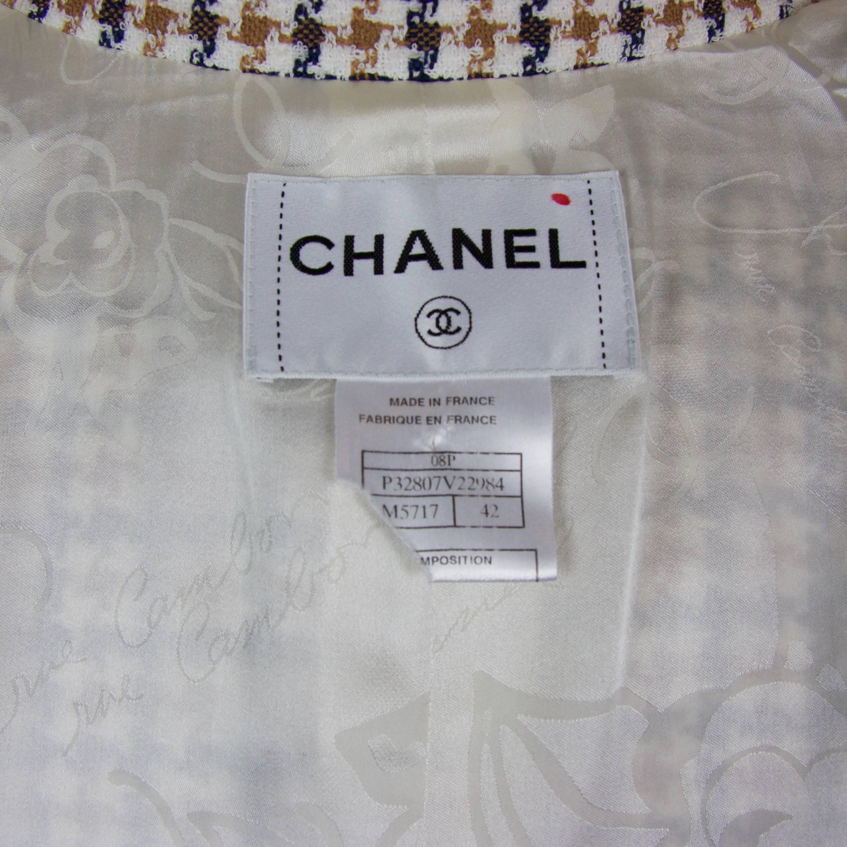 Women's Chanel Boucle Jacket - navy, caramel, white and cream For Sale
