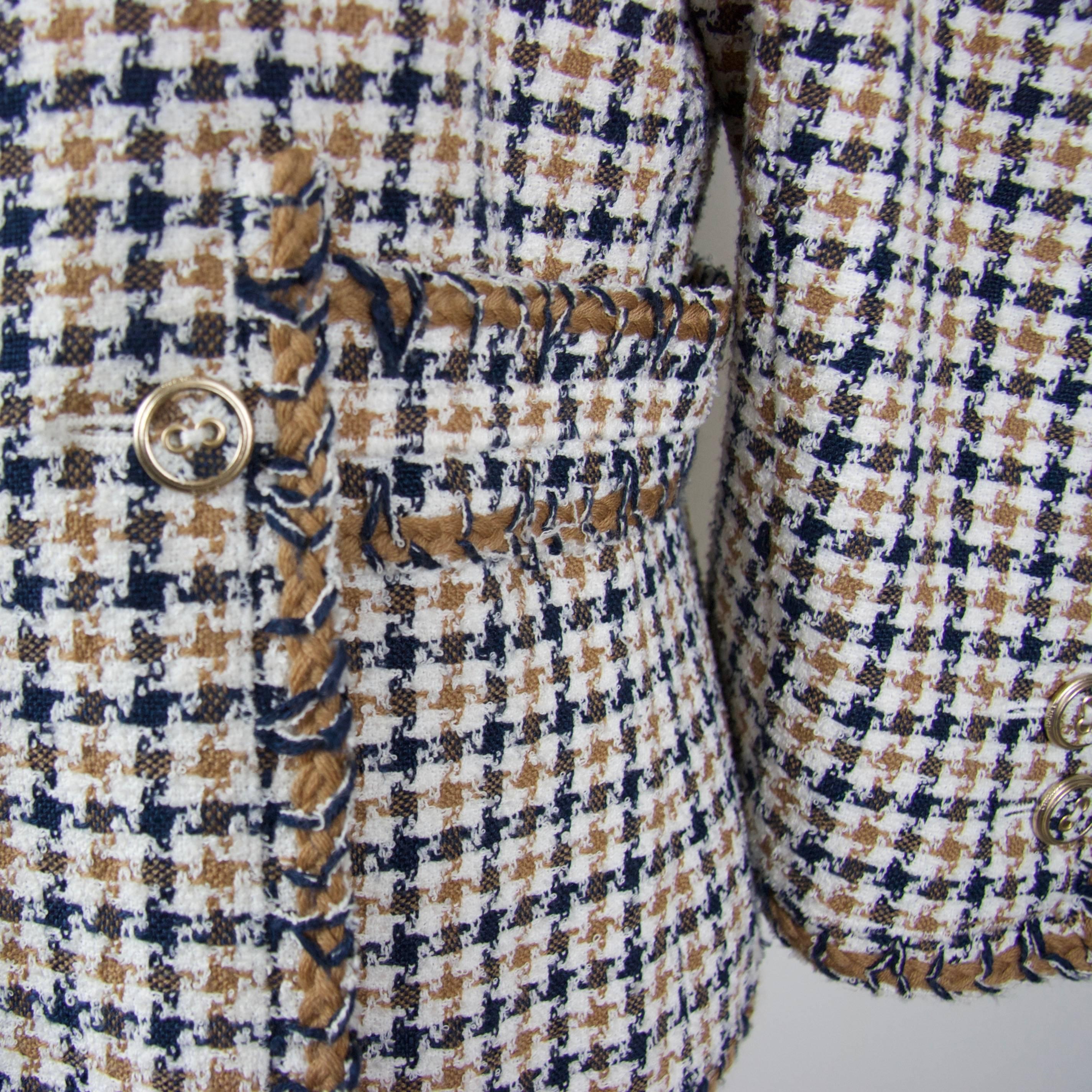 Chanel Boucle Jacket - navy, caramel, white and cream For Sale 2