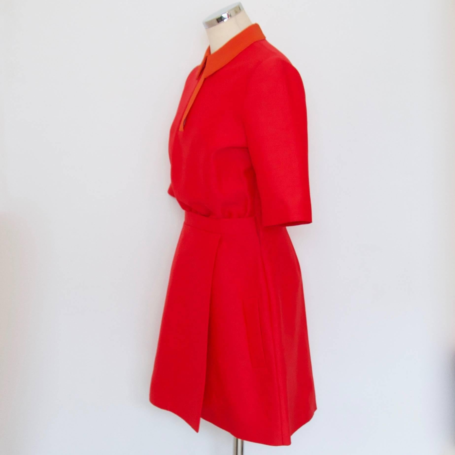 Victoria Beckham
Red day dress

51% Viscose
49% Cotton
