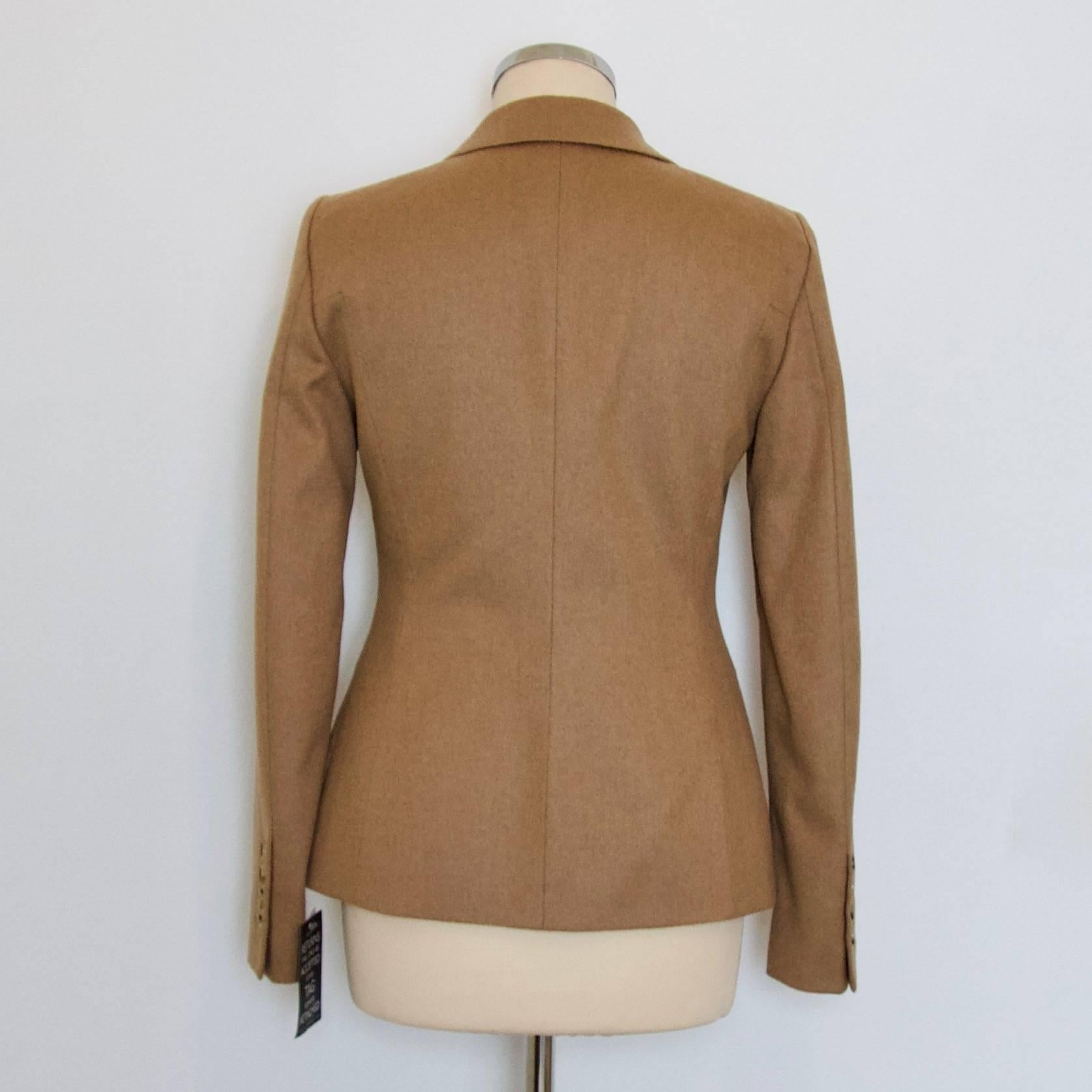 Brown Gucci camel cashmere blazer