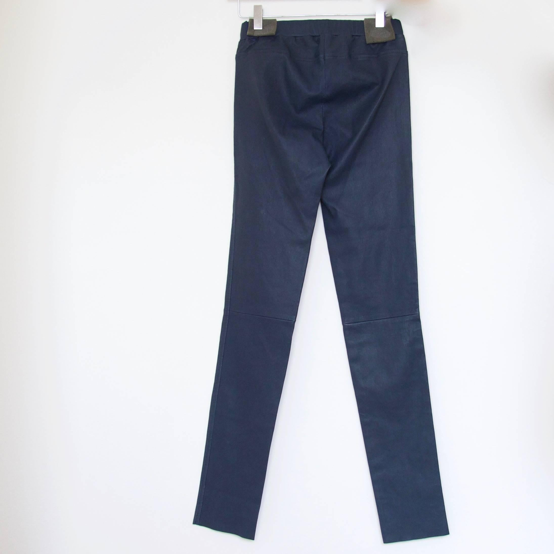 Super fit leather skinny trackis 
Made in France

Air Force Blue