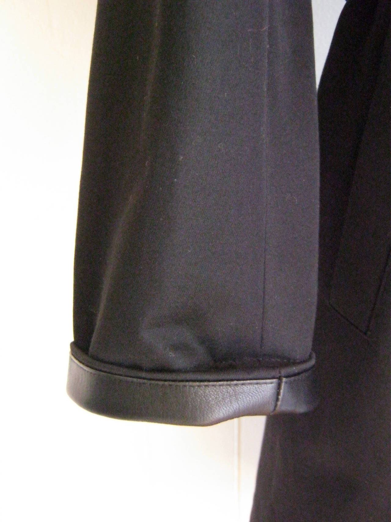 2000s Gucci Classic Black Trench Coat (38) In Excellent Condition In Port Hope, ON