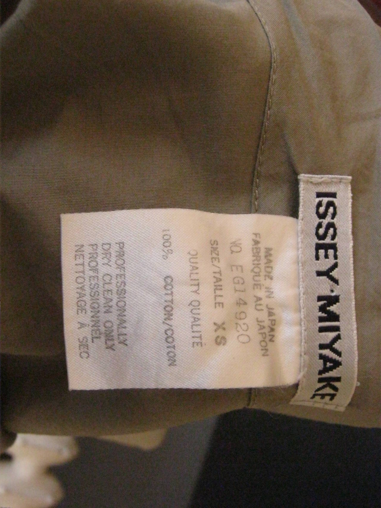 Issey Miyake Superb Cotton Shirt (S) In Excellent Condition In Port Hope, ON