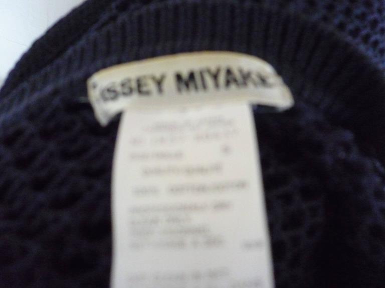 1990s Issey Miyake Men's Navy Blue Cotton Cardigan For Sale at 1stdibs