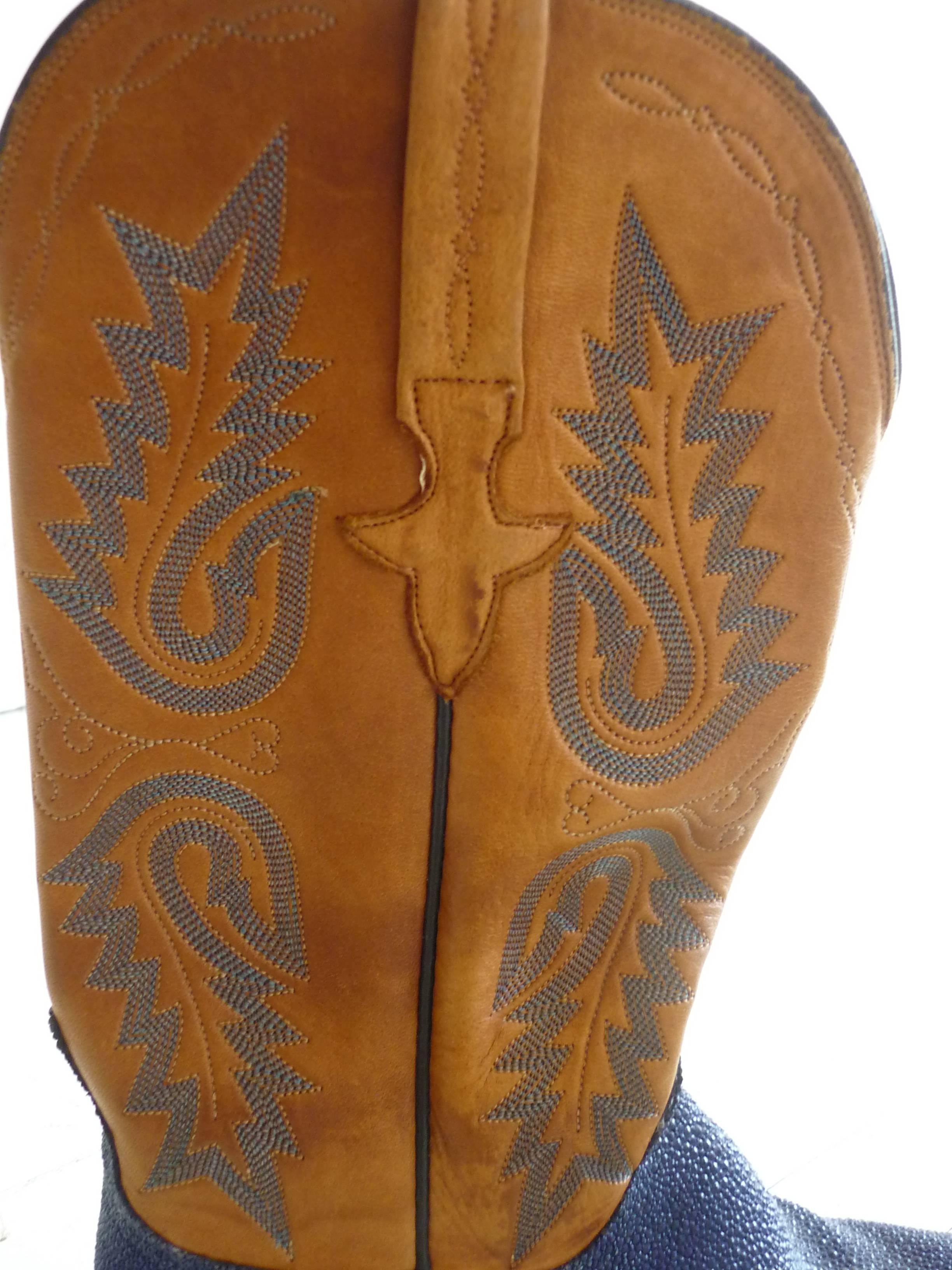 lucchese stingray boots