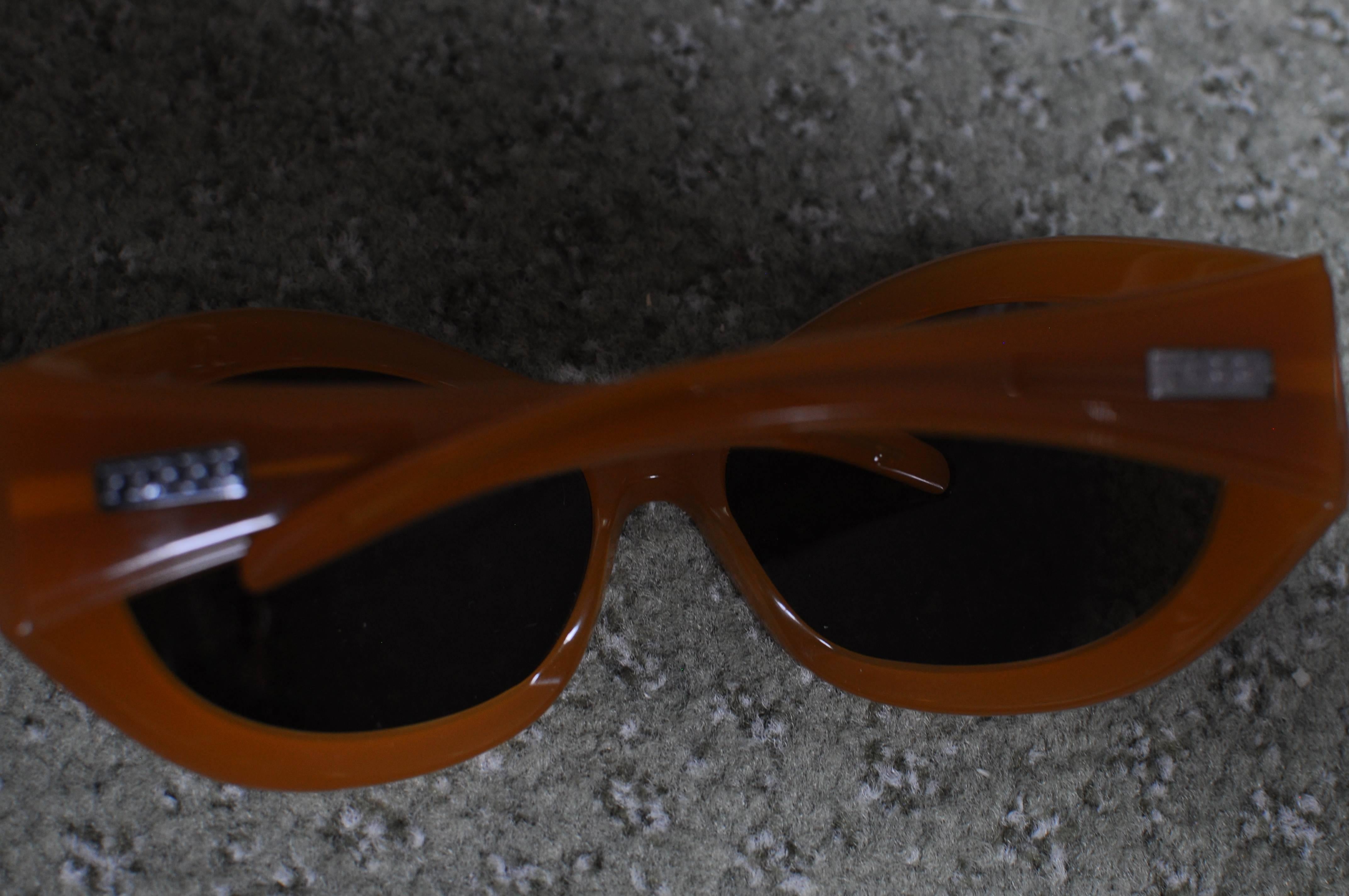Women's Gianfranco Ferre GF72905 Sunglasses