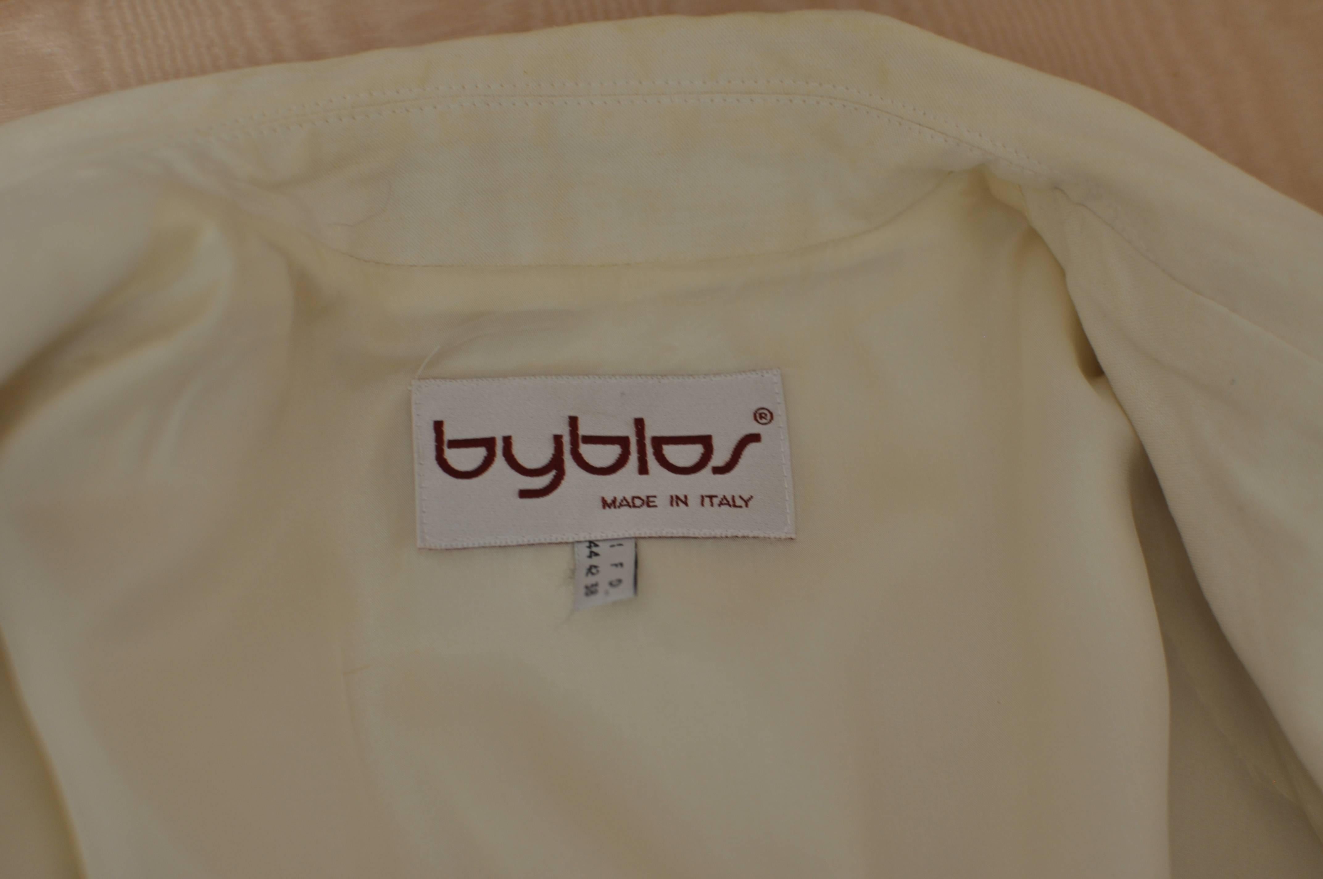 1980s Off-White Byblos Jacket by Keith Varty (44 ITL) In Good Condition For Sale In Port Hope, ON