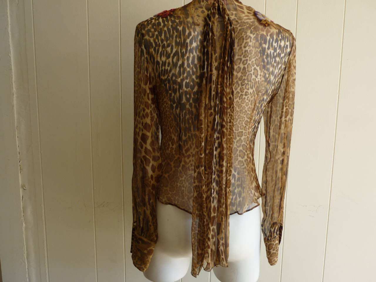 Blugirl Silk Chiffon Embroidered Blouse (44 Itl) In Excellent Condition In Port Hope, ON