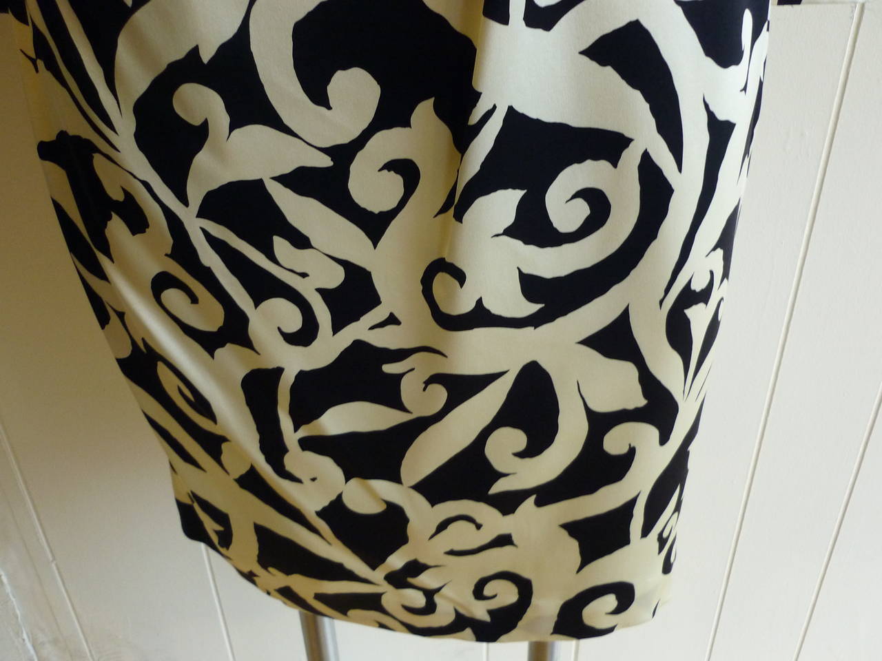 Scaasi Black and Cream Silk Dress, 1980s  1