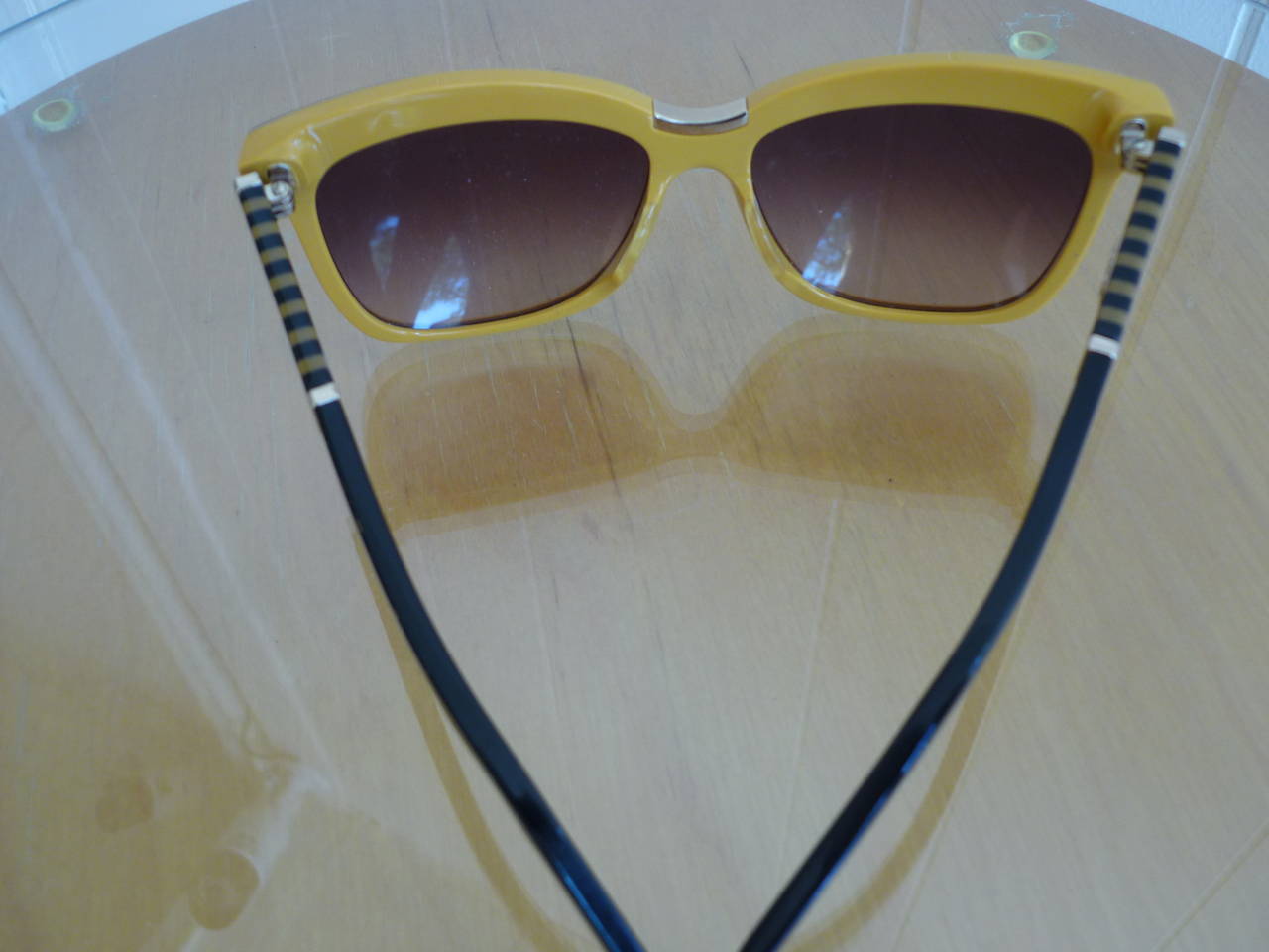 2013 Unisex FENDI Sunglasses In Excellent Condition In Port Hope, ON