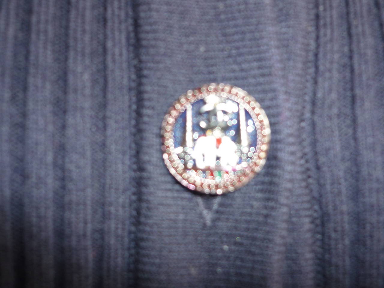 Rare 1980s CHANEL White Elephant Buttons Navy Blue Wool Sweater Dress (36) In Excellent Condition In Port Hope, ON