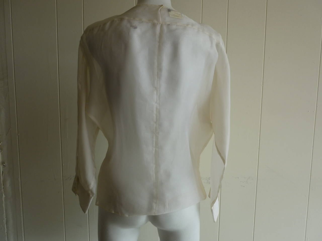 Late 70s FENDI  Ivory Silk Georgette Blouse (42) In Excellent Condition In Port Hope, ON