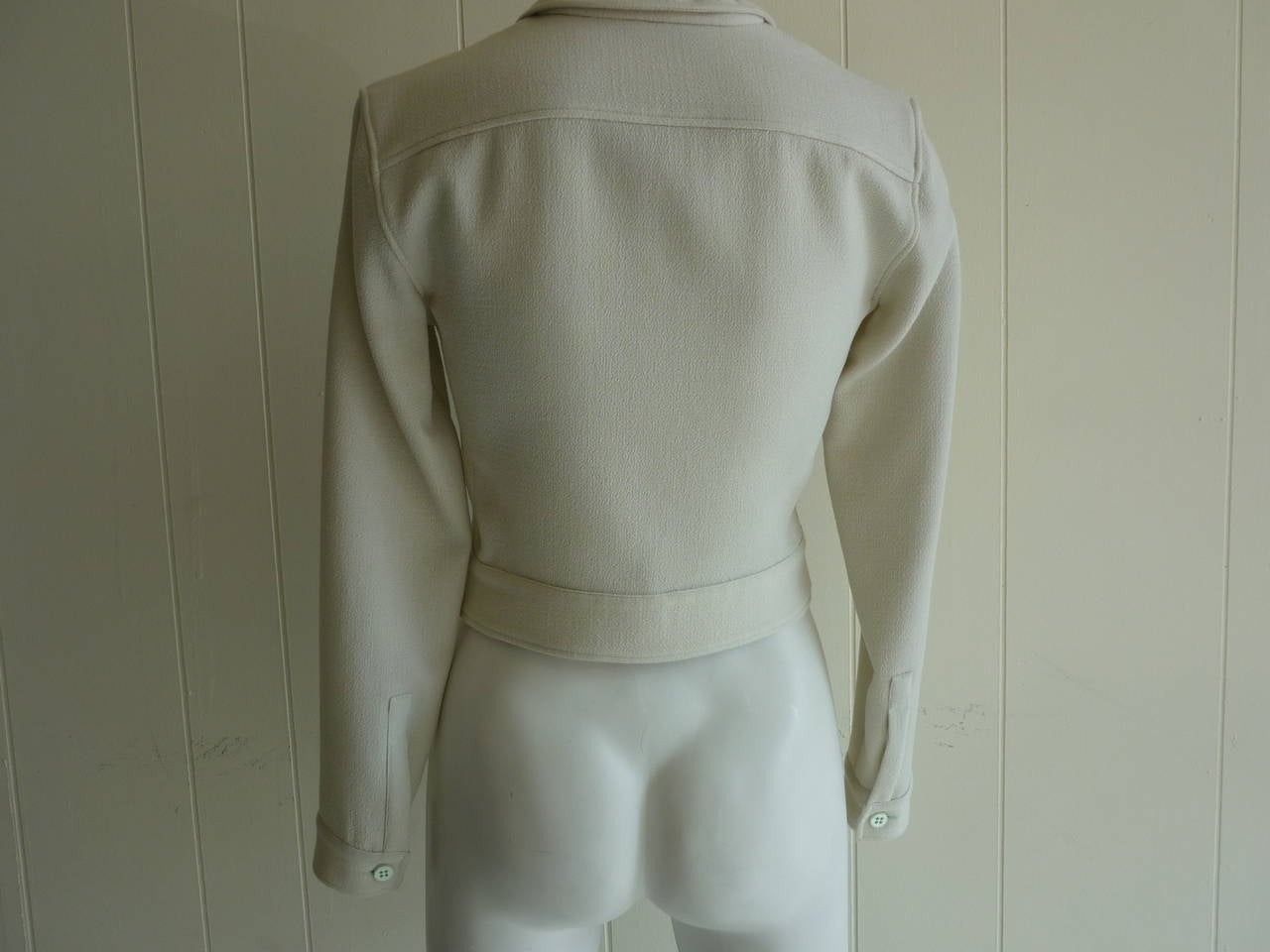 Women's NWT Armani Virgin Wool Cropped Jacket (40 Itl)