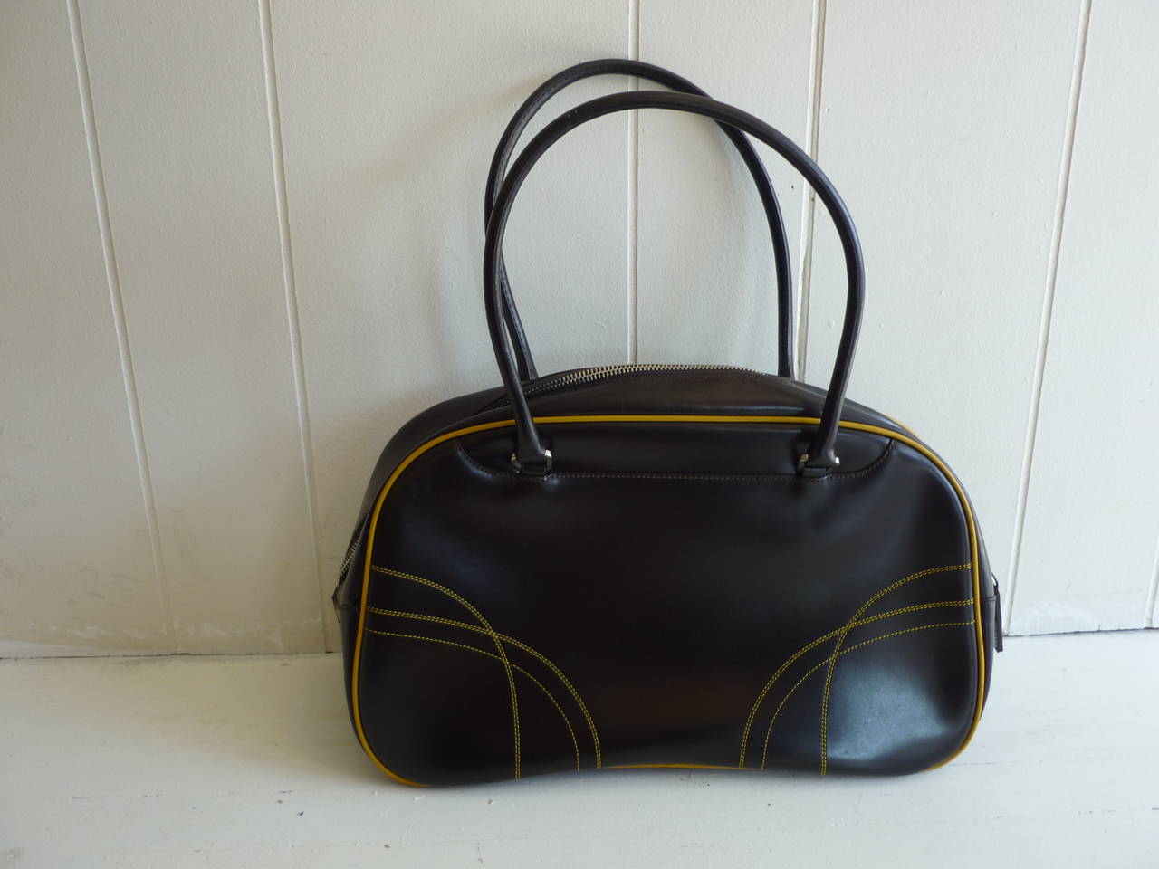 Prada Brown Leather Lock Key Doctor Bowling Bag In Excellent Condition In Port Hope, ON