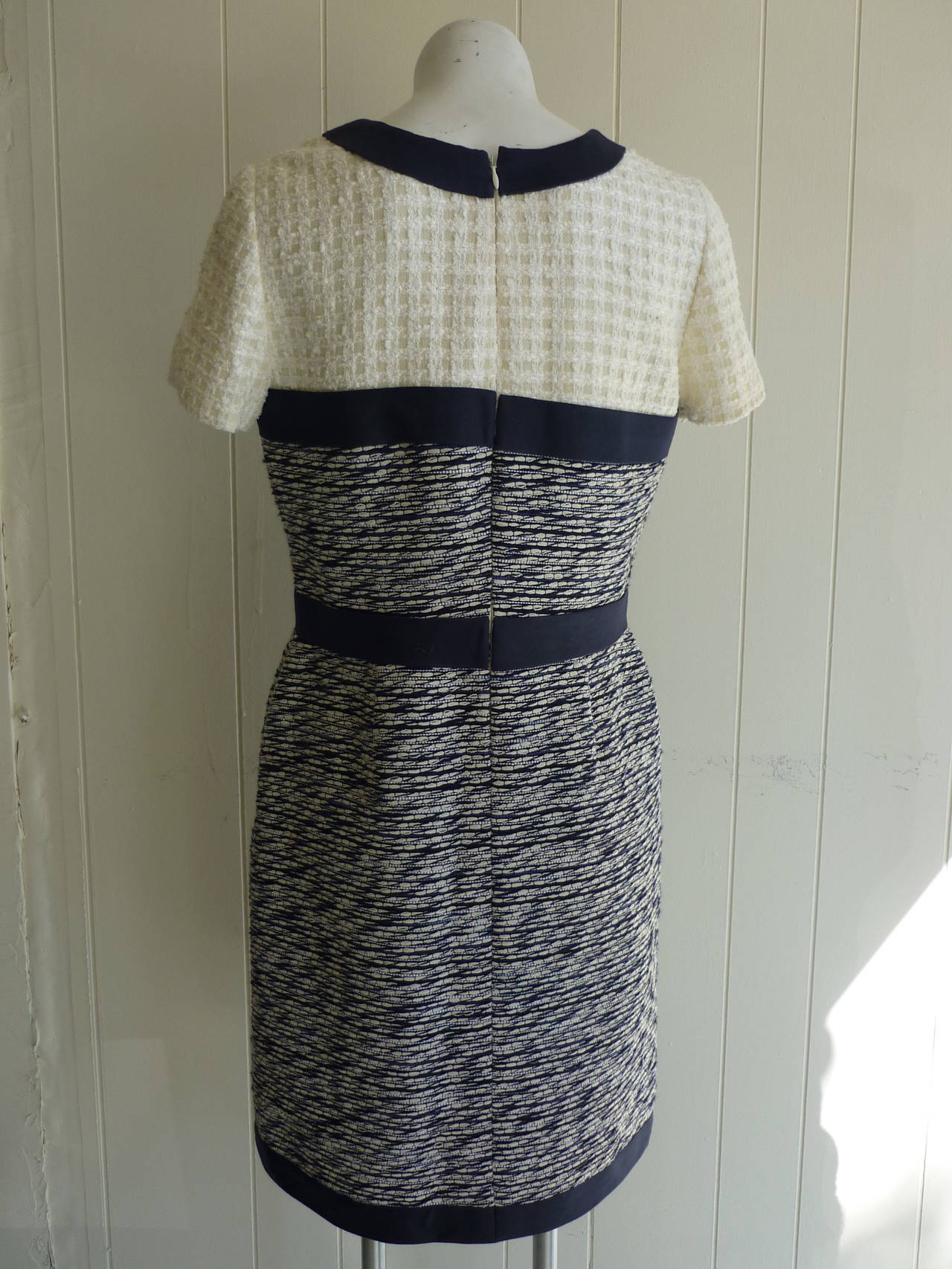 Oscar de la Renta Navy Blue and White Cotton Boucle Dress (10 US)