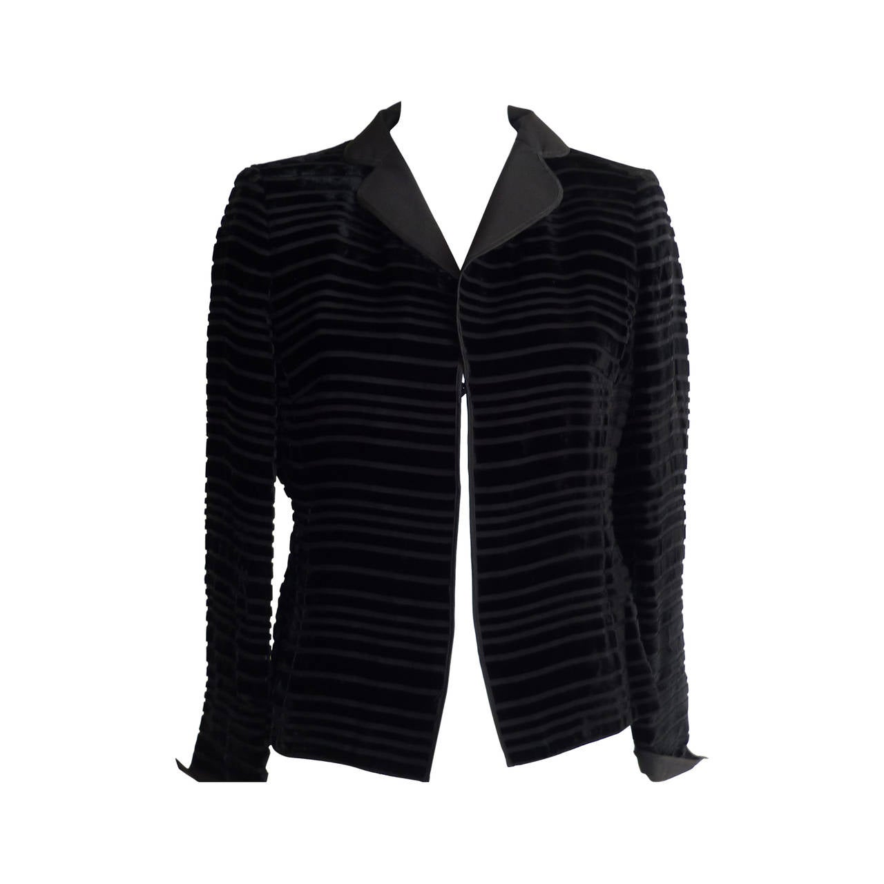 Elegant A.K.R.I.S Black Horizontal Ribbed Velvet Jacket  (10 US)