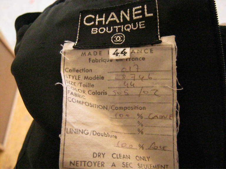 Chanel Black Boucle and Velvet Dress (44 Fr in 80s), 1980s  1