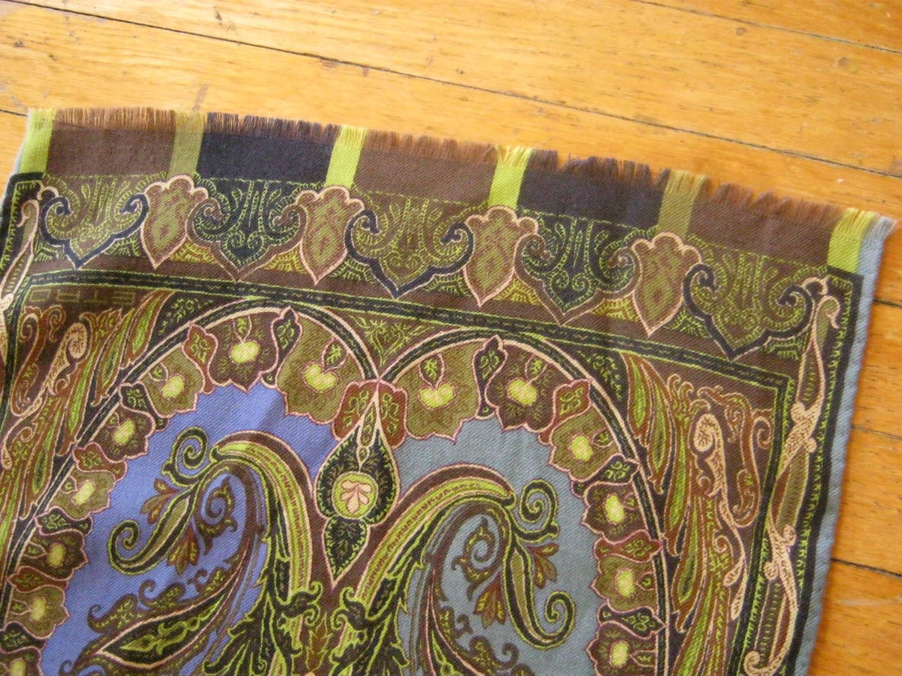 ETRO Wool/Silk Long Paisley Scarf In New Condition In Port Hope, ON