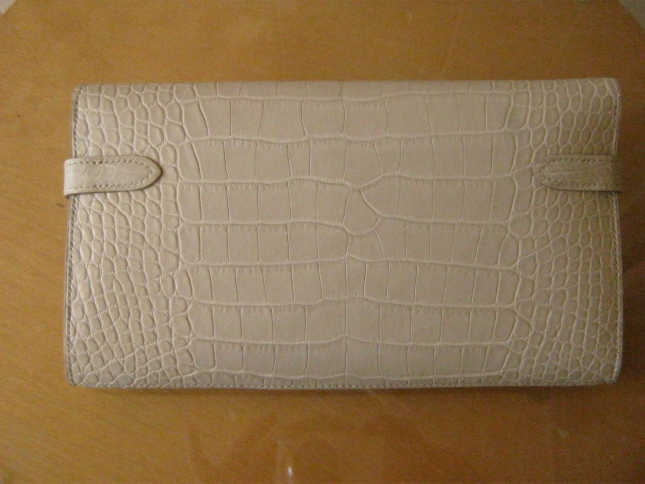 Hard to Find 2013 Crocodile Hermes Kelly Long Wallet New In Box In New Condition In Port Hope, ON