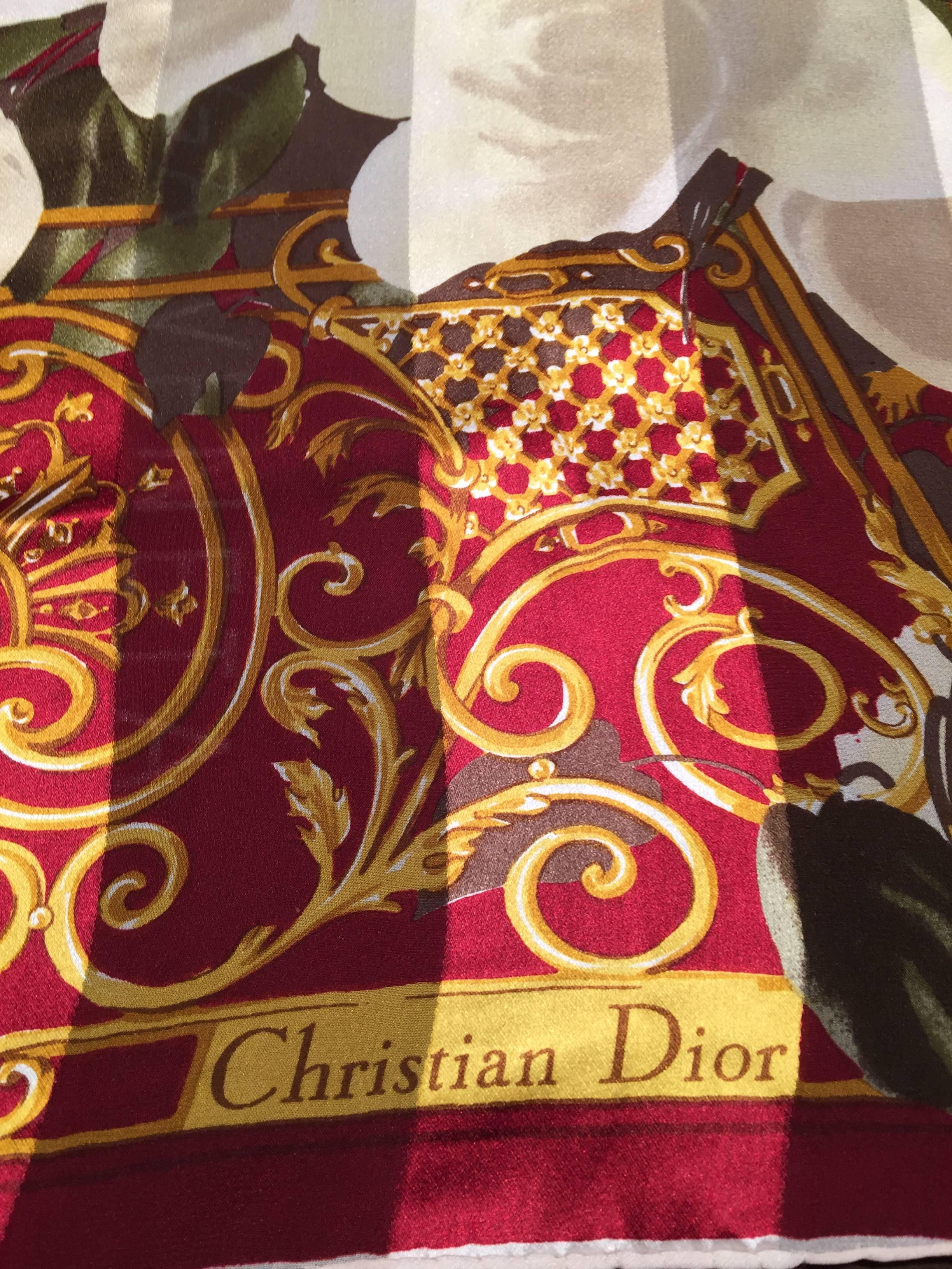 Splendida sciarpa di seta di Christian Dior 3