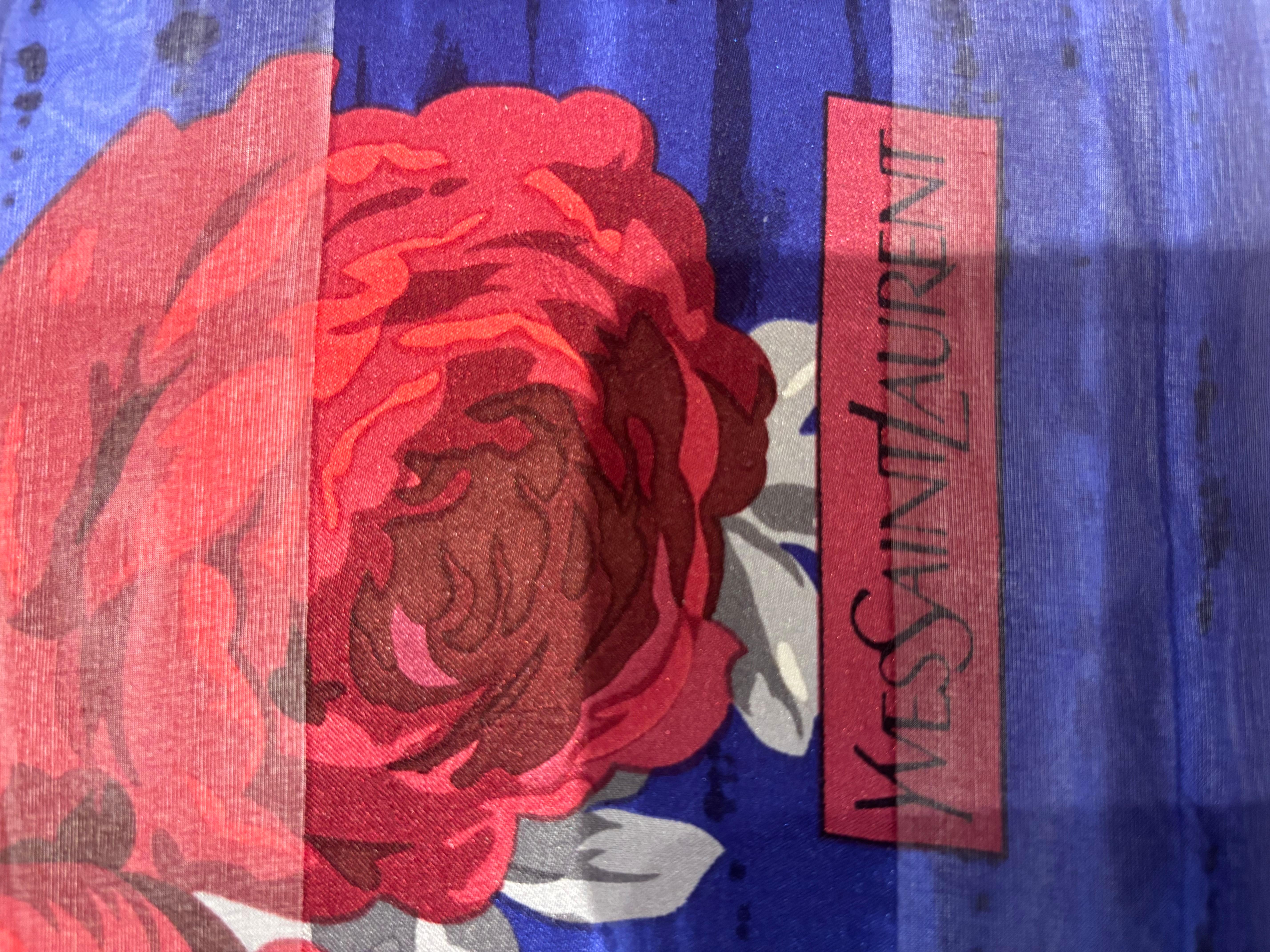 Pañuelo de seda muselina Yves Saint Laurent for Matsuzakaya - Nuevo stock anterior en Nuevo estado para la venta en Port Hope, ON