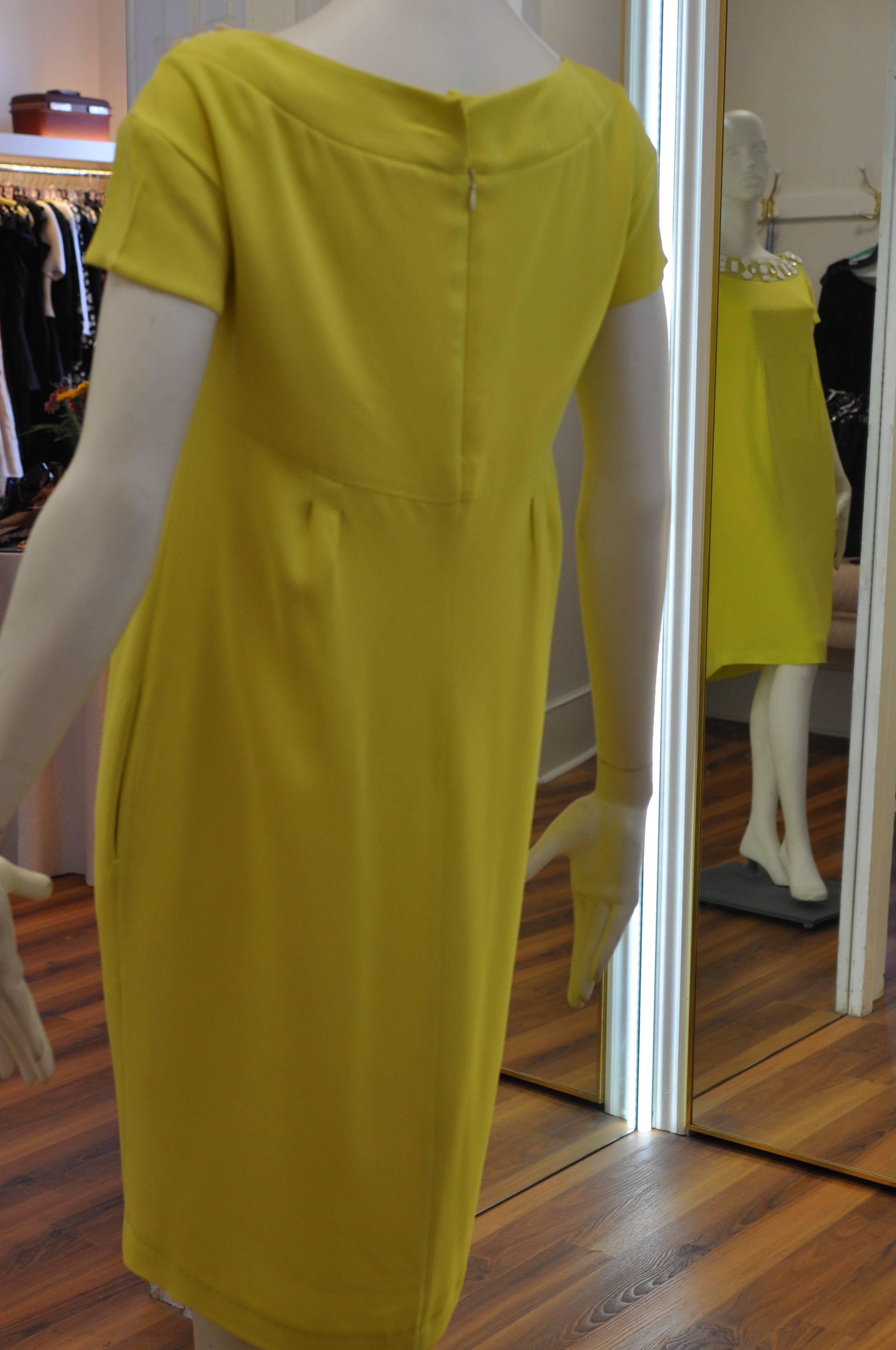 yellow dress with collar