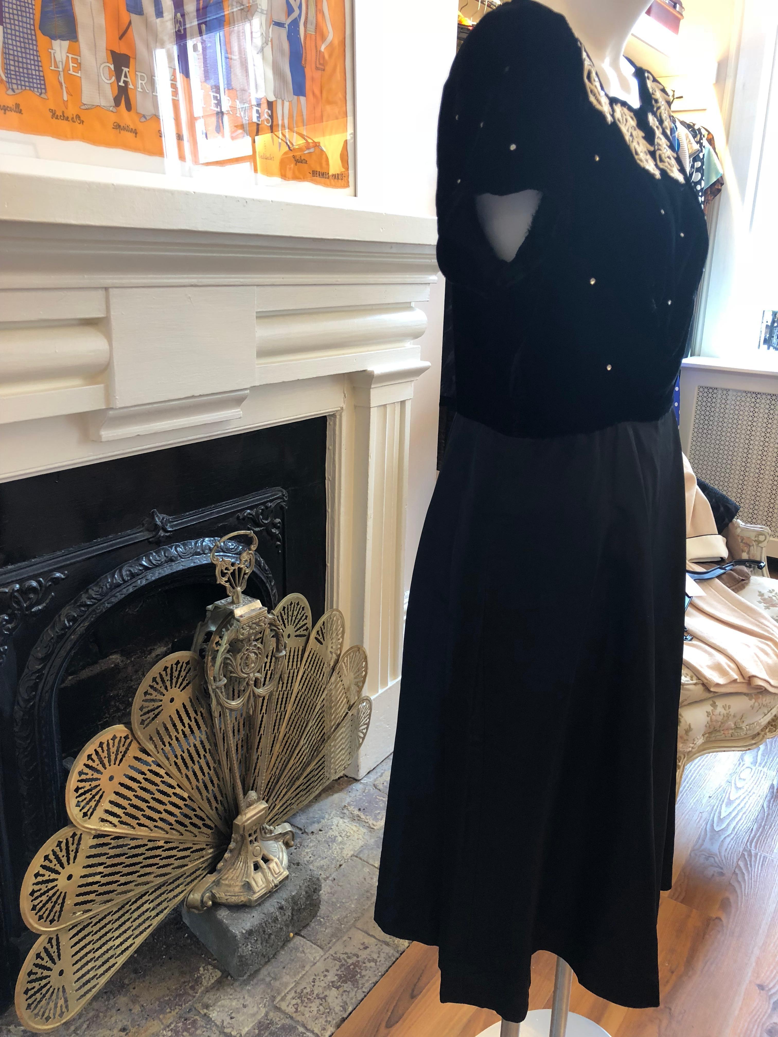 Velvet / Rayon Black Embellished Dress 1940s  In Good Condition In Port Hope, ON