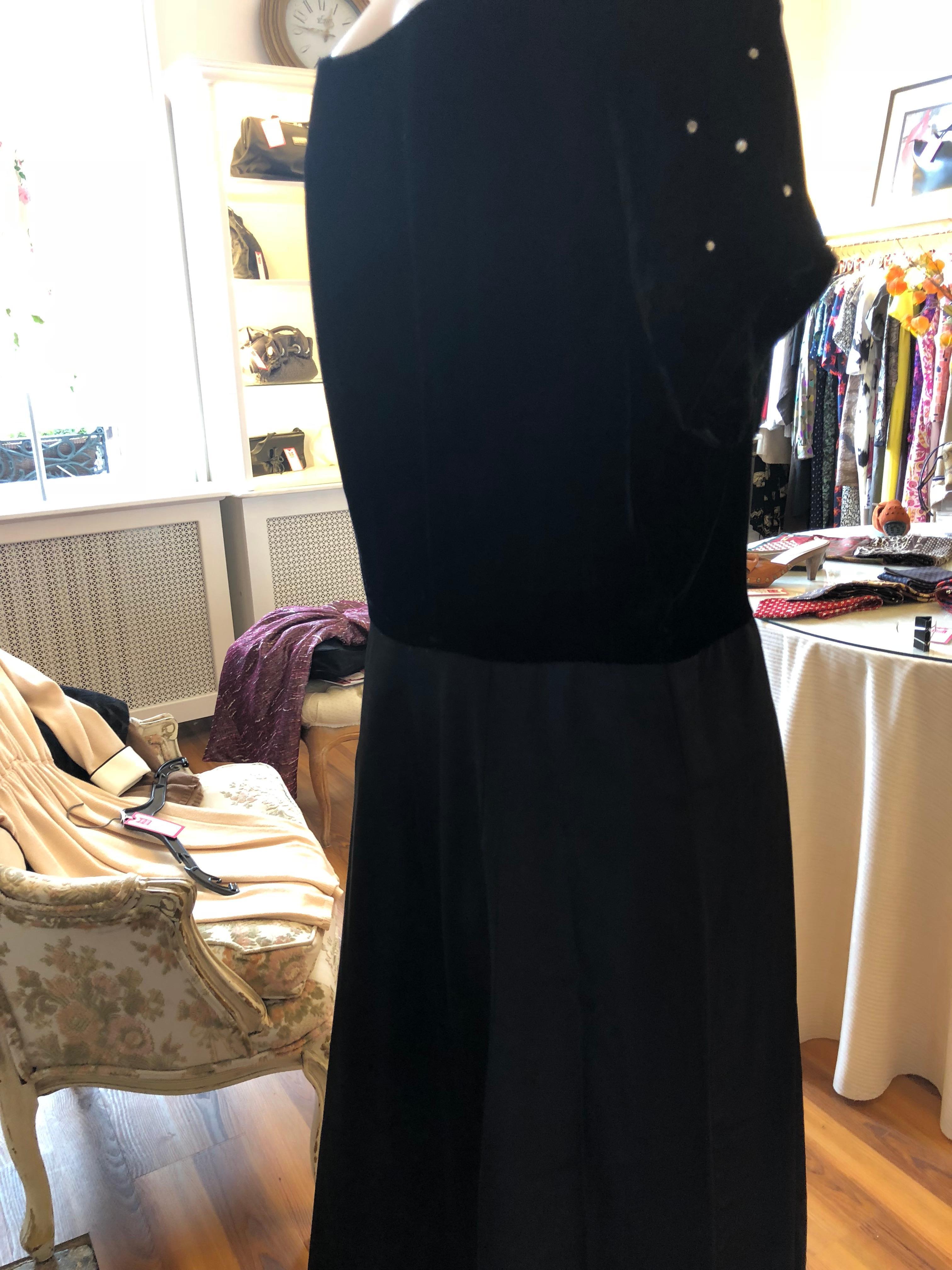 Women's Velvet / Rayon Black Embellished Dress 1940s 