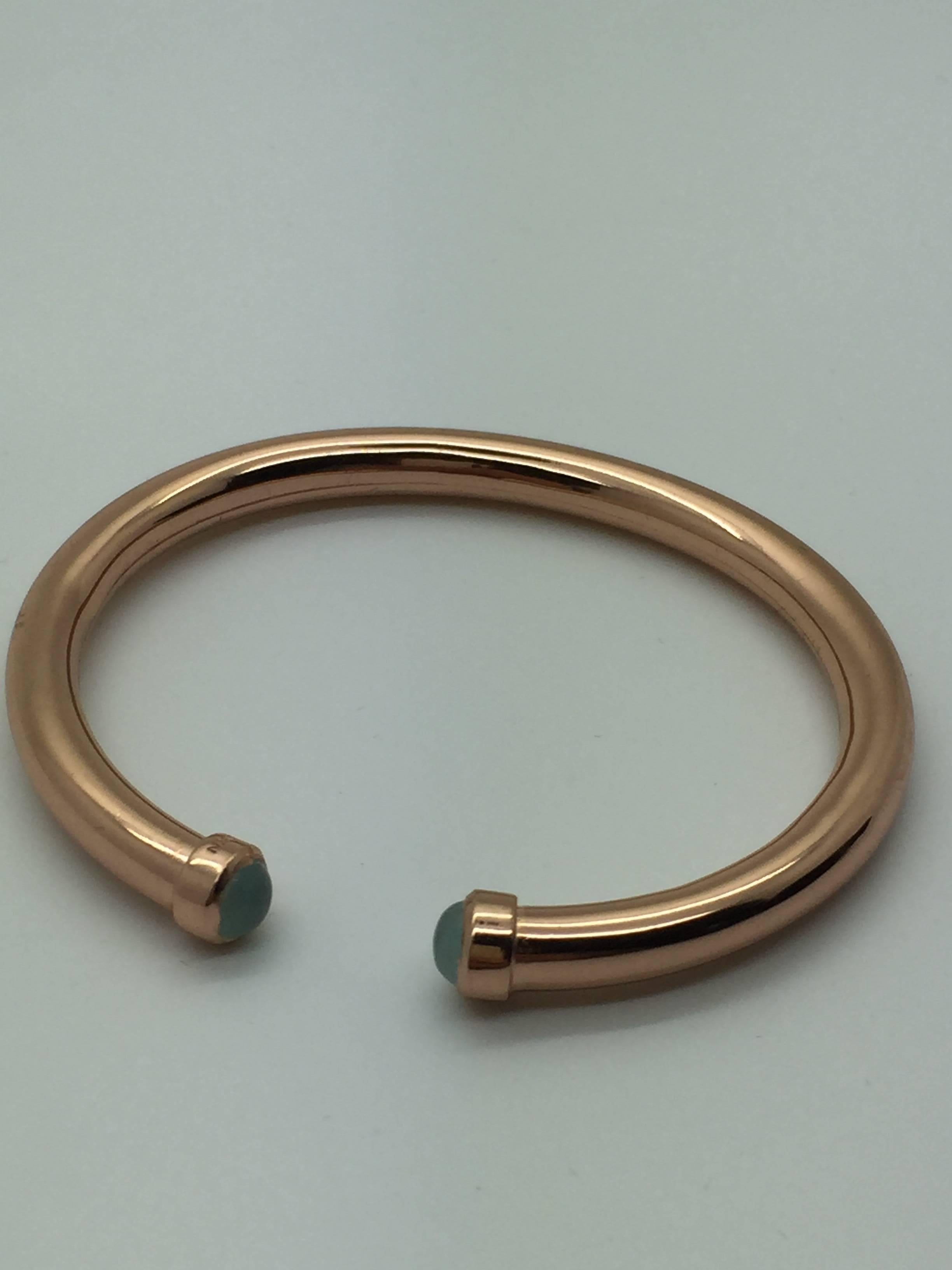 Mateo/Brown Tubo Bangle 18k Rose  Gold Vermeil and  Cabochon Blue Chalcedony For Sale 1