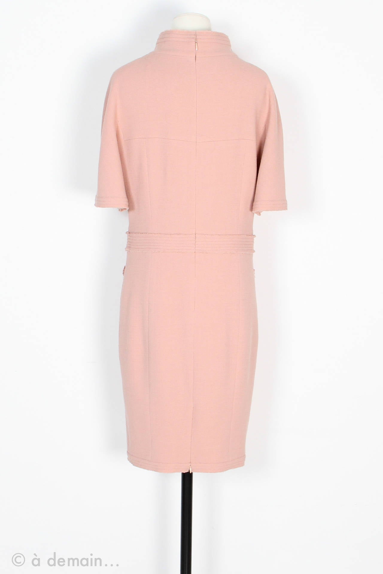 Pink Chanel Dress French size 42, made in France In Good Condition In Paris, IDF