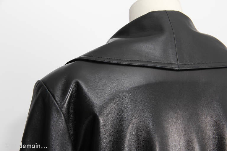 Azzedine Alaïa Trench Coat in black washed lamb leather 3