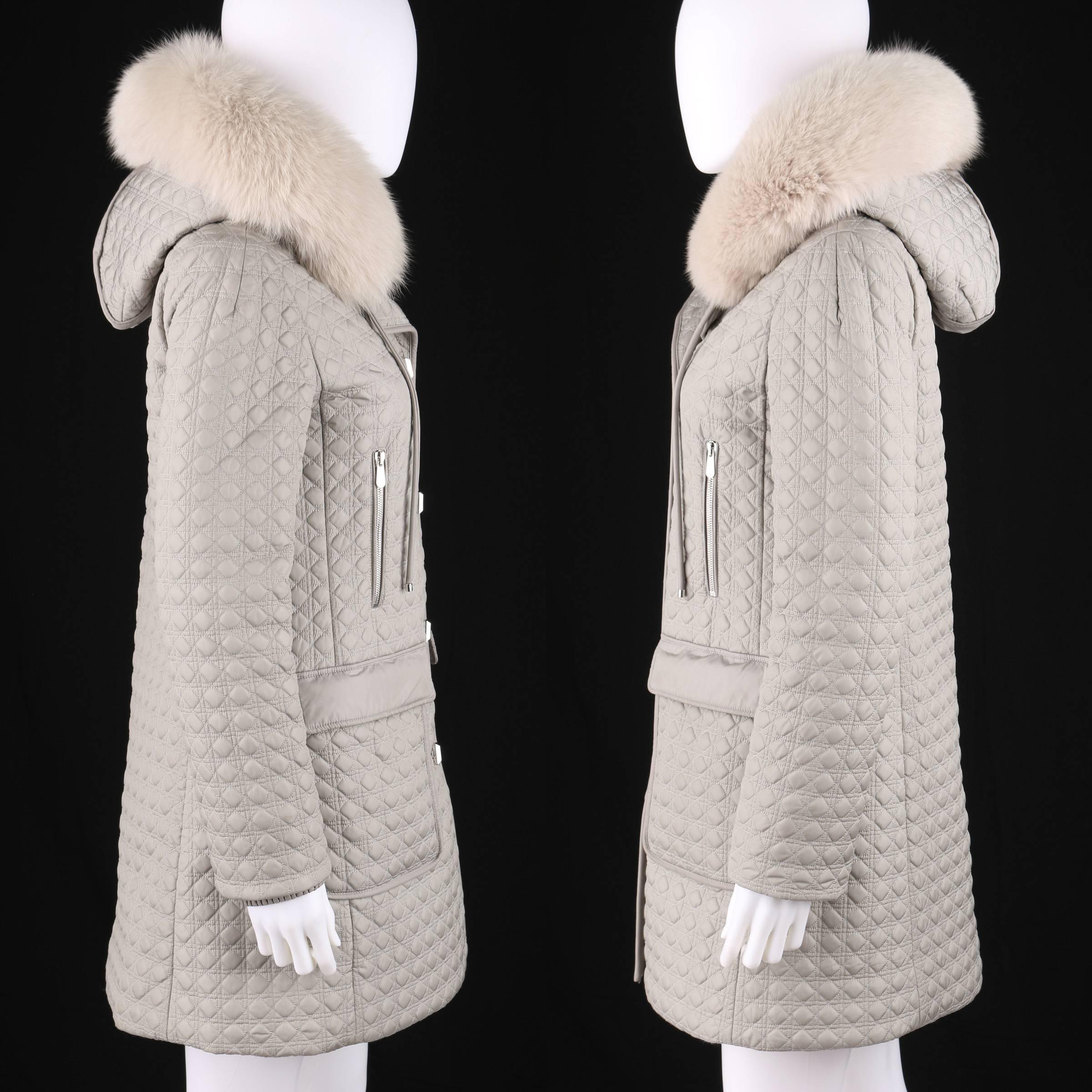 CHRISTIAN DIOR Gray Lady Dior Quilted Hooded Coat Genuine Fox Fur Trim Size 38 In Excellent Condition In Thiensville, WI