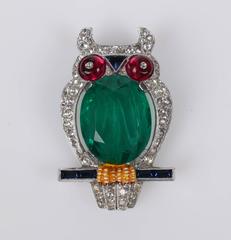 c.1941 CROWN TRIFARI Alfred Phillipe Emerald Owl Jelly Belly Fur Clip Brooch