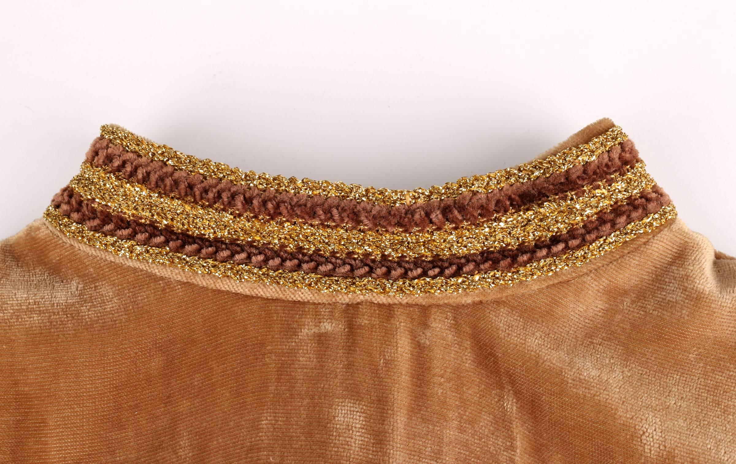 Women's 1960s OSCAR DE LA RENTA Velvet Golden Bronze Long Bishop Sleeve Dress Size 14 For Sale