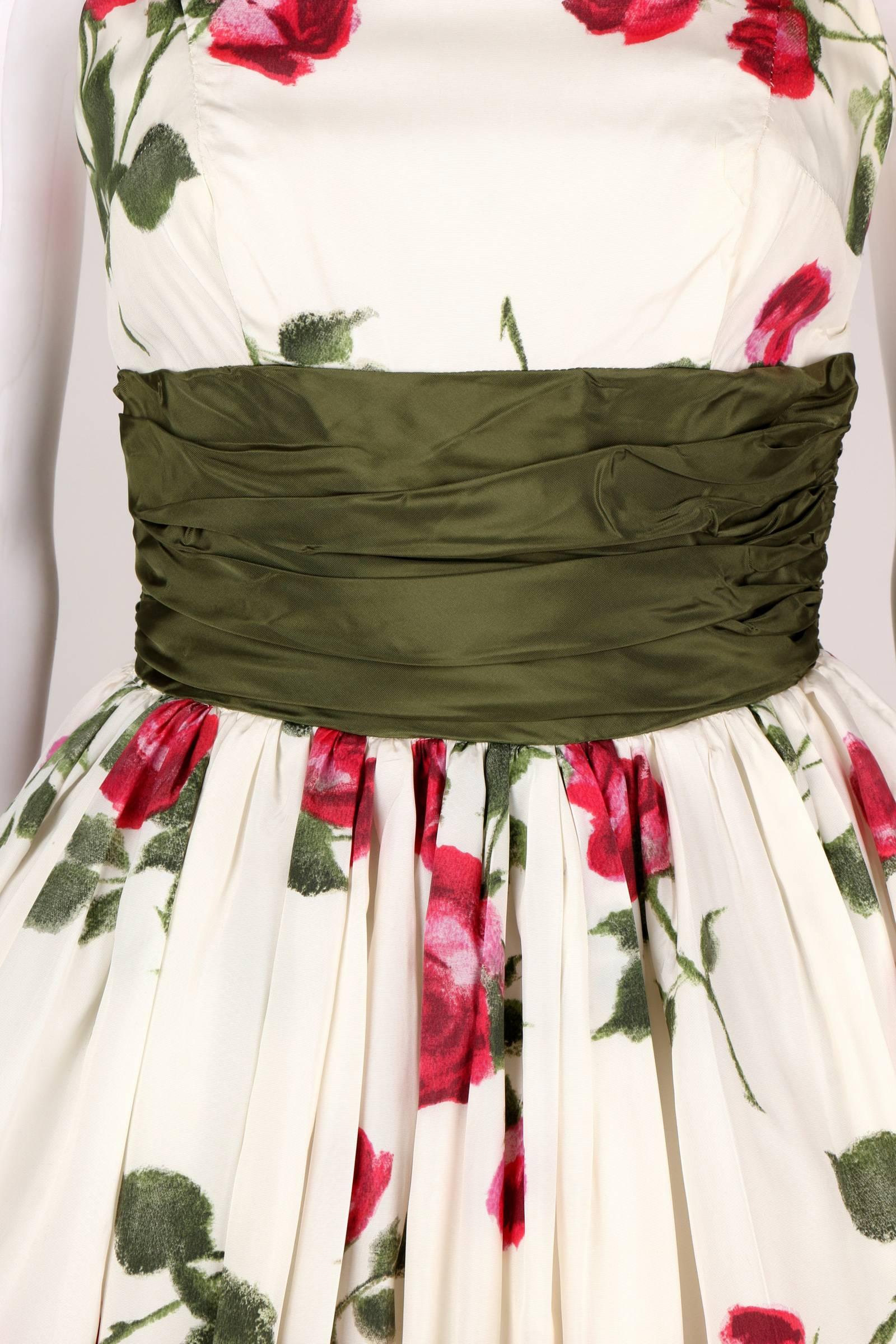 1950s Rose Garden White Floral Classic Green Taffeta Bow Tea Length Party Dress In Good Condition In Thiensville, WI