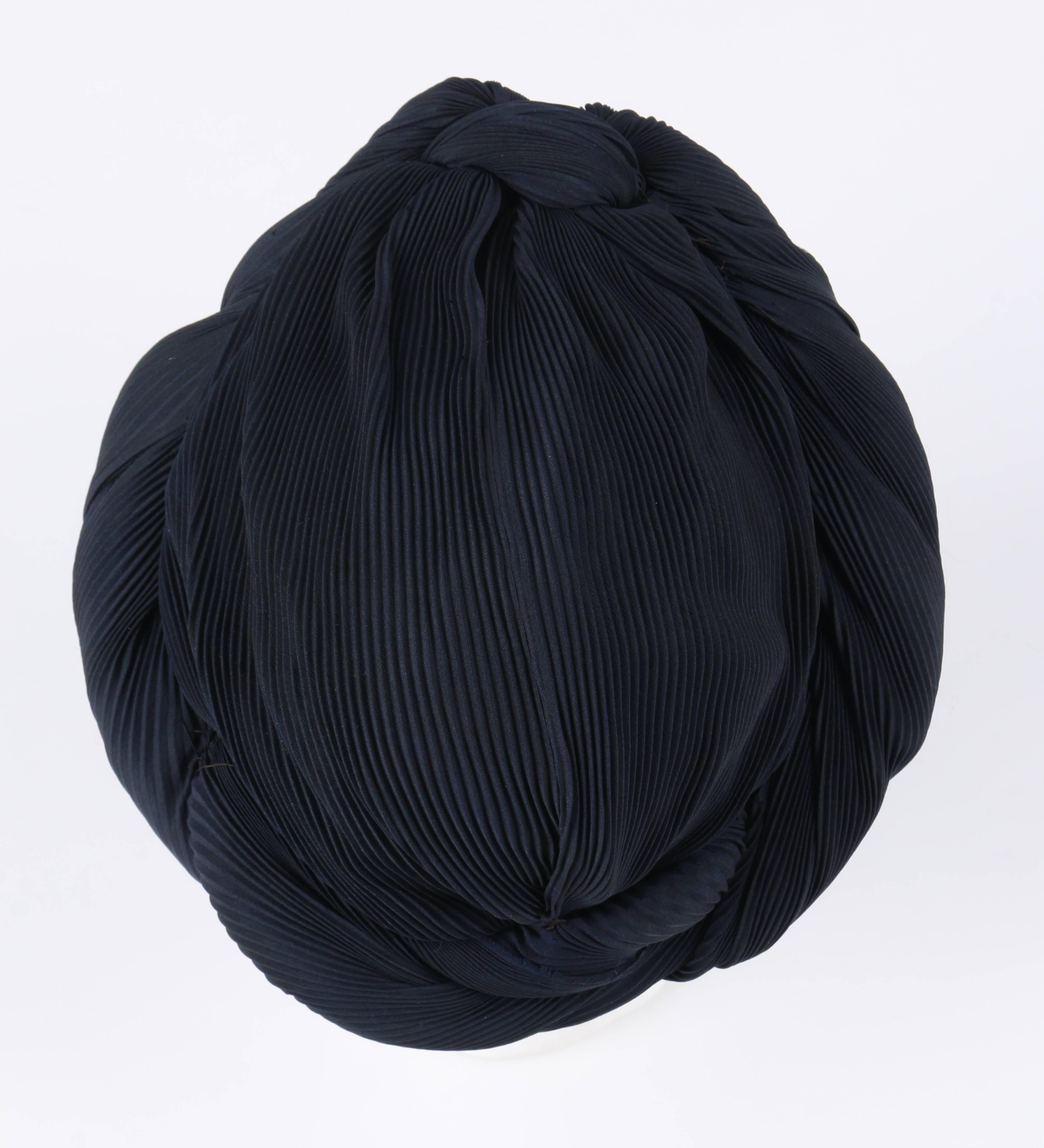 Women's MADAME AGNES c.1930's Midnight Navy Blue Plisse Pleat Silk Turban Dinner Hat For Sale