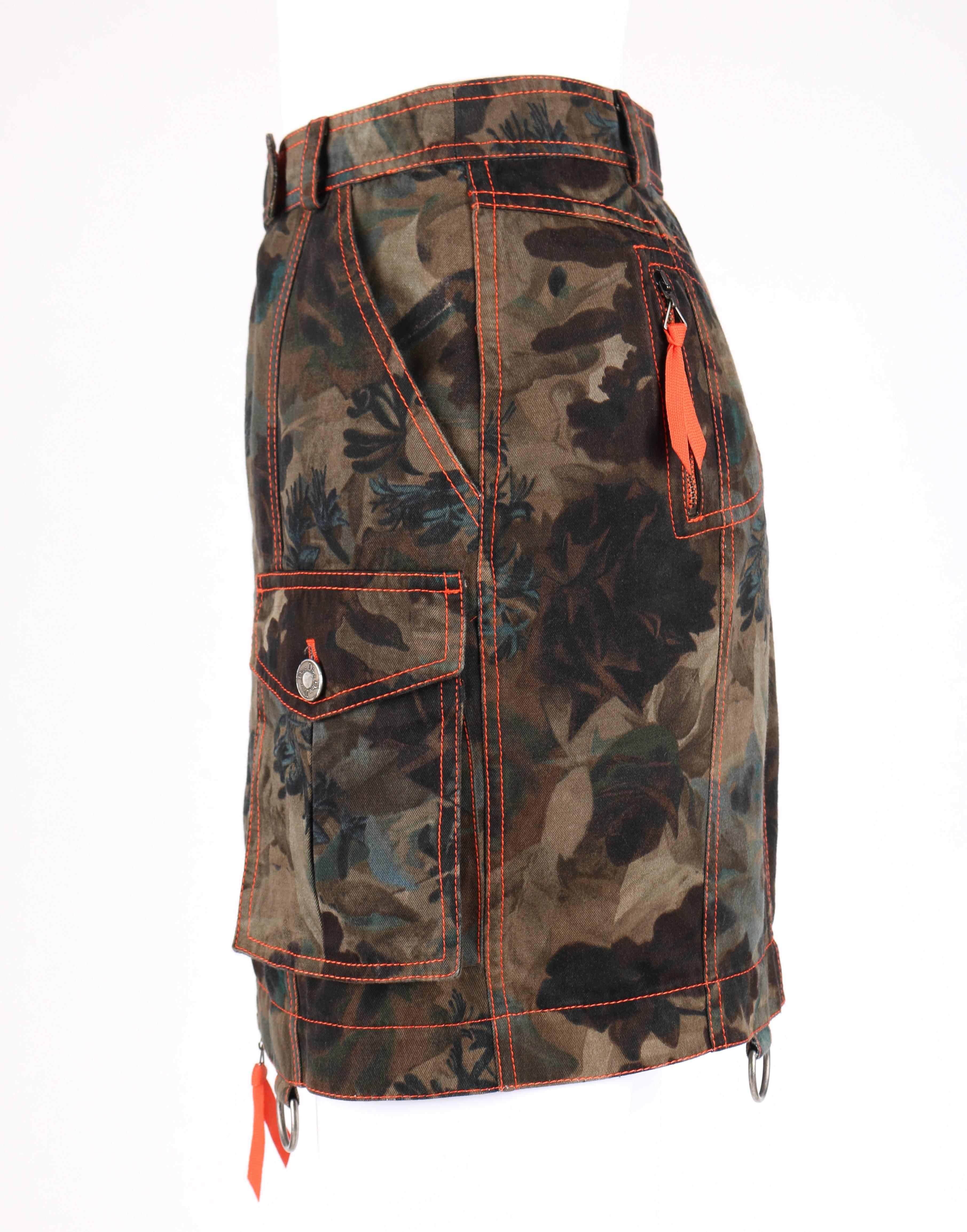 CHRISTIAN DIOR S/S 2001 JOHN GALLIANO Camouflage Denim Cargo Military Skirt 2 In Excellent Condition In Thiensville, WI