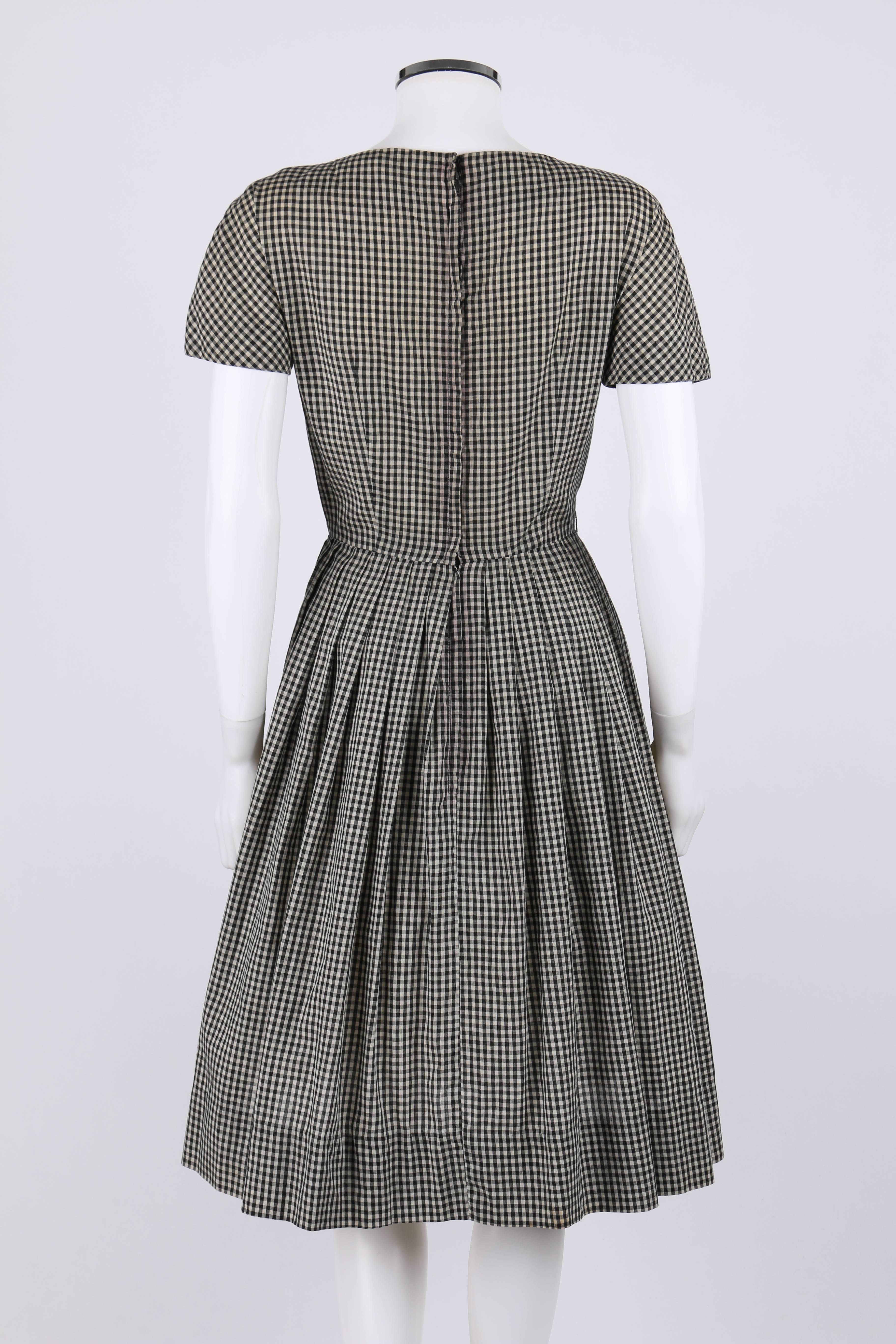 JEANNE DURRELL c.1950's Black White Gingham Avant Garde Applique Day Dress In Excellent Condition In Thiensville, WI