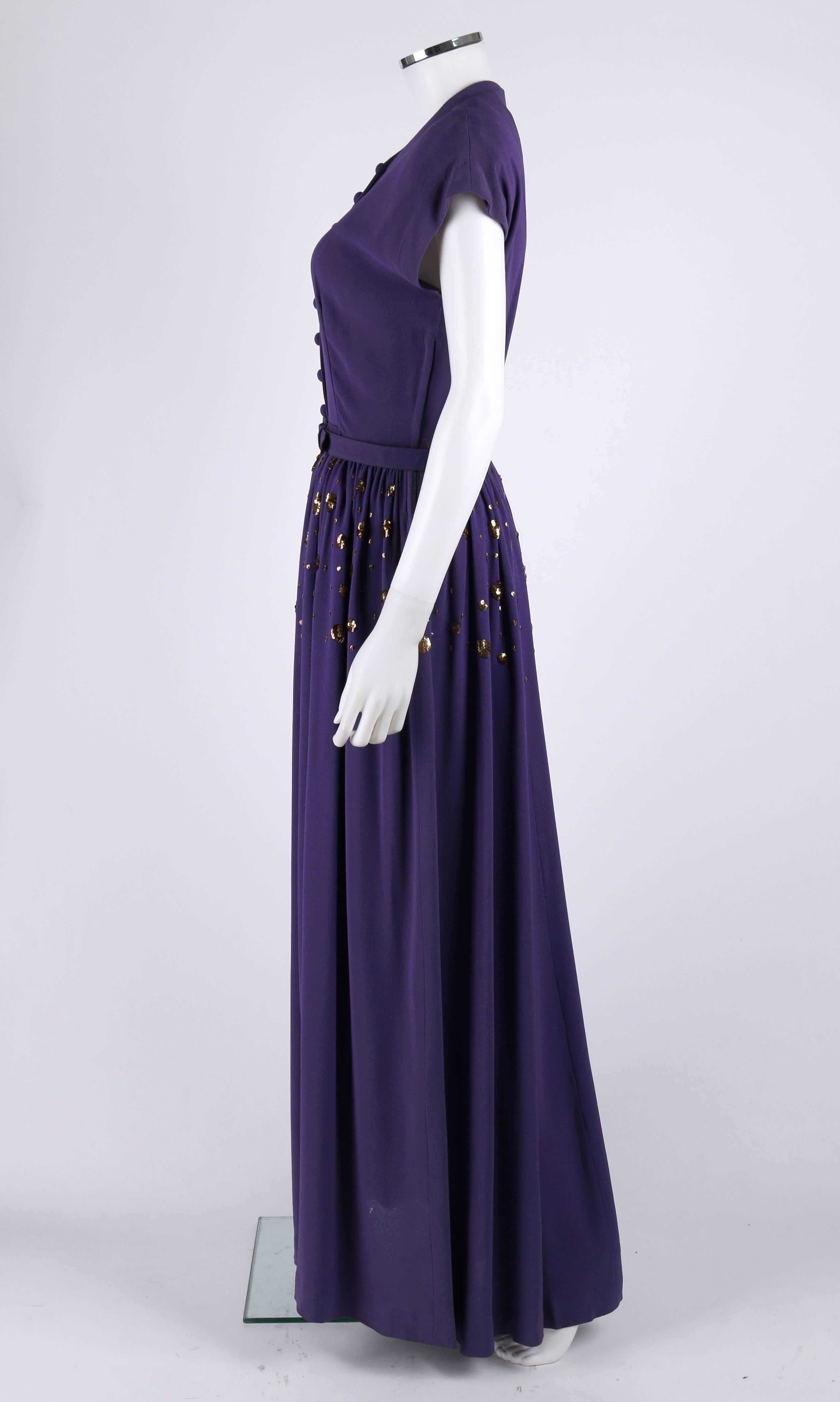COUTURE c.1940's Lila Gold Belted Pailletten verschönert Abendkleid Kleid Damen im Angebot