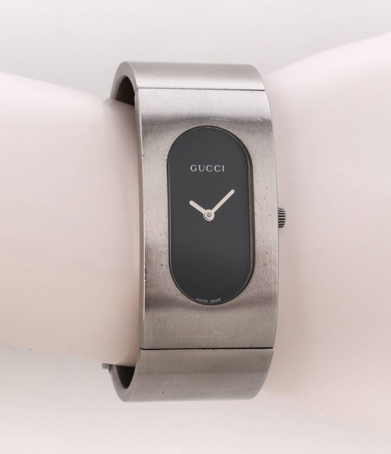 Guccissima Steel Black Oval Dial Ladies Watch GUCCI 2400L Black Oval Dial Stainless Steel Ladies Bangle  main image 4